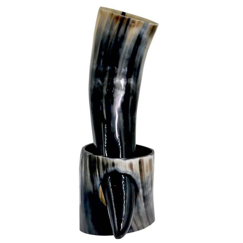 Drinking Horn with Accessories