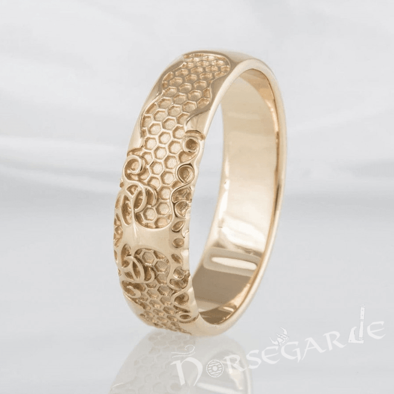 Handcrafted Yggdrasil Patterned Band - Gold