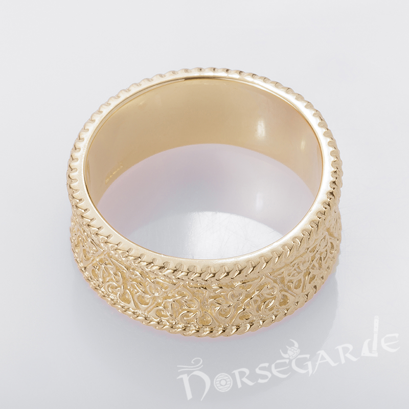 Handcrafted Twisted Knot Pattern Band - Gold