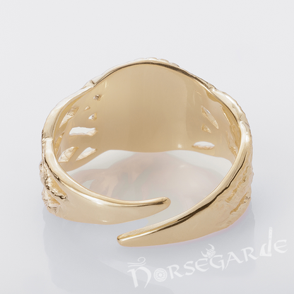 Handcrafted Brambles Vegvisir Band - Gold