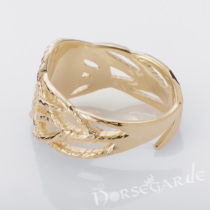 Handcrafted Brambles Vegvisir Band - Gold