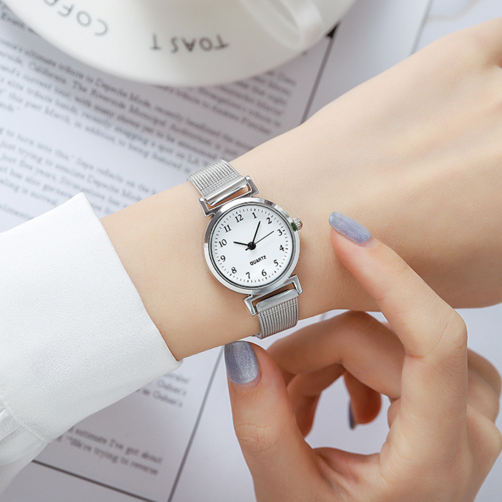 Isara | Examination Essential Quartz Watch