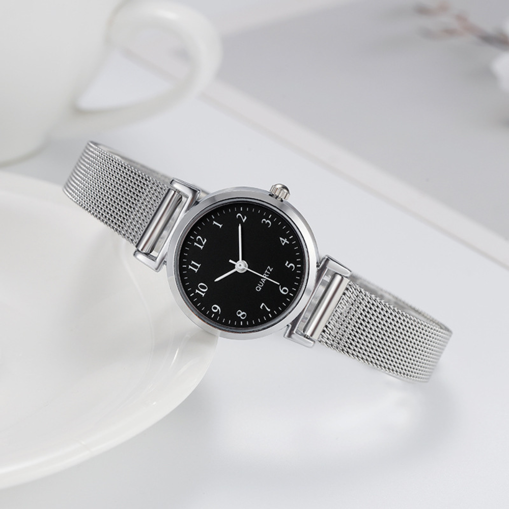 Isara | Examination Essential Quartz Watch