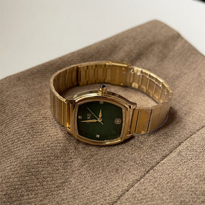 Women's quartz watch with pearl dial