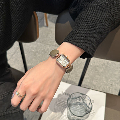 Elegant women's square disc watch with luxury leather strap