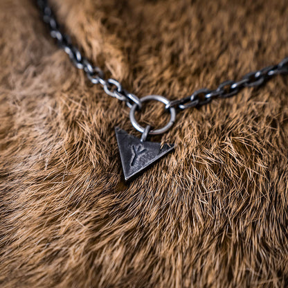 Simple Algiz Arrowhead Necklace - Stainless Steel