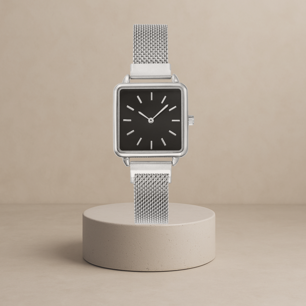 Noa - Elegant clock with square case