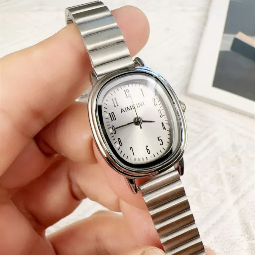 Zerina | Oval Disk Retro Digital Simple Watch