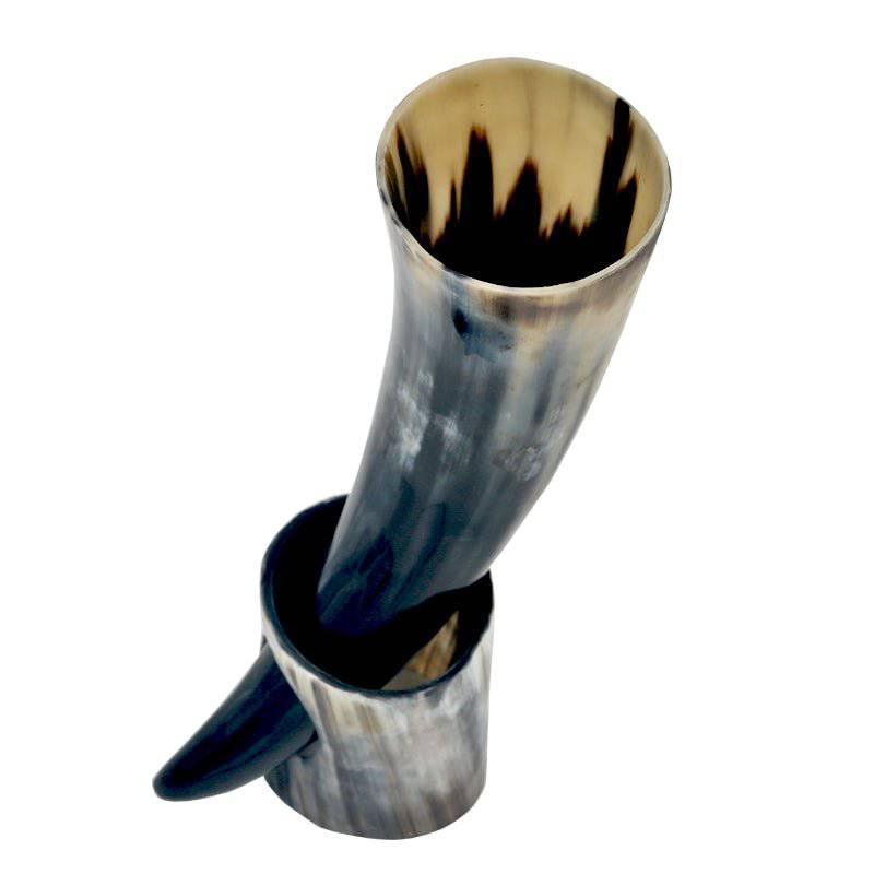 Drinking Horn with Accessories