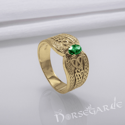 Handcrafted Celtic Treasure Ring - Gold with Emerald