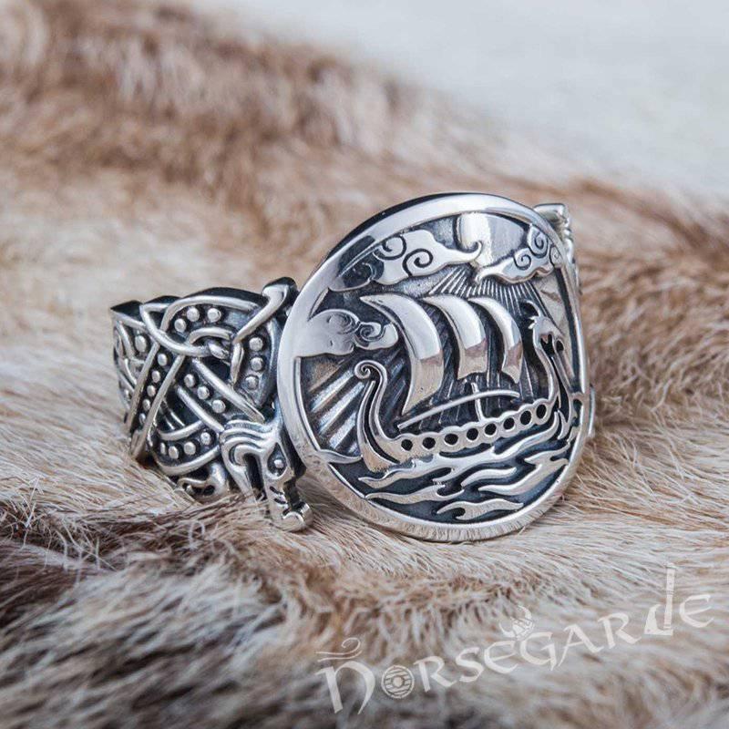 Handcrafted Drakkar Jellinge Style Ring - Bronze