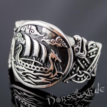 Handcrafted Drakkar Jellinge Style Ring - Bronze