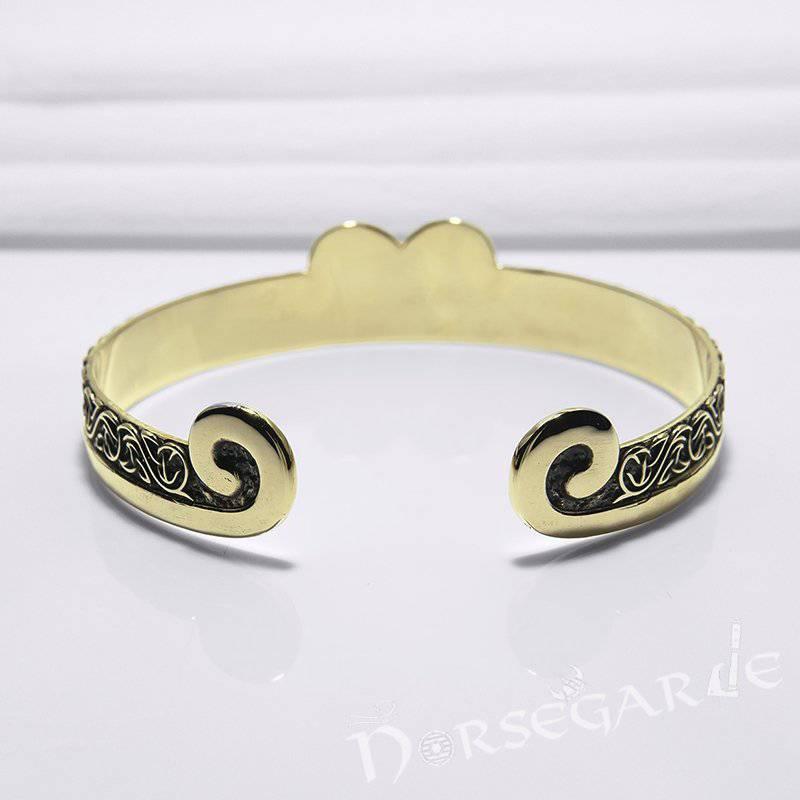 Handcrafted Floral Pattern Arm Ring - Bronze