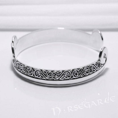 Handcrafted Floral Pattern Arm Ring - Sterling Silver