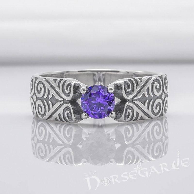 Handcrafted Floral Pattern Band with Gem - Sterling Silver