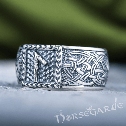 Handcrafted Laguz Rune Borre Ornament Band - Sterling Silver
