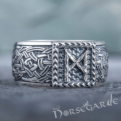 Handcrafted Mannaz Rune Borre Ornament Band - Sterling Silver