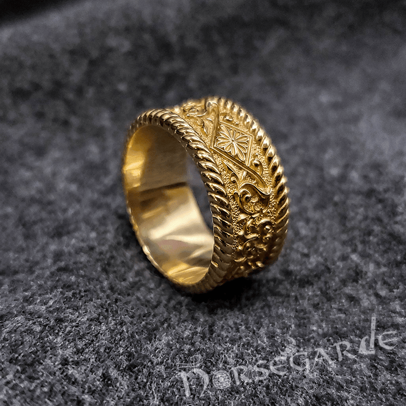 Handcrafted Norse Floral Ornament Band - Gold