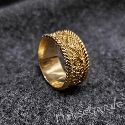 Handcrafted Norse Floral Ornament Band - Gold