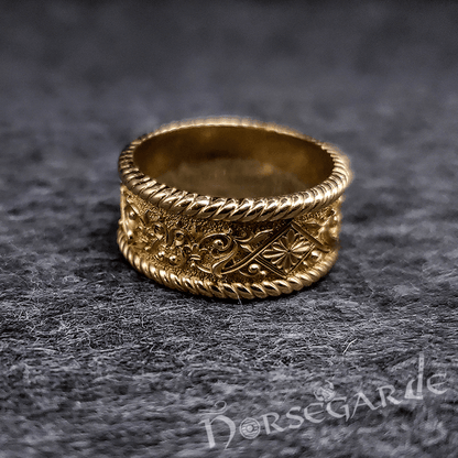 Handcrafted Norse Floral Ornament Band - Gold