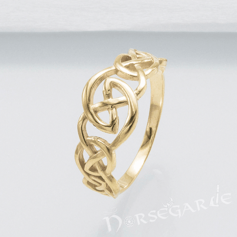 Handcrafted Small Celtic Knot Ring - Gold