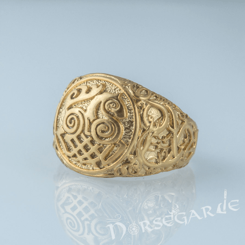 Handcrafted Urnes Style Sleipnir Ring - Gold